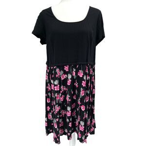 Torrid Mini Challis and Knit Skater Dress Size 0X Black Pink‎ Floral